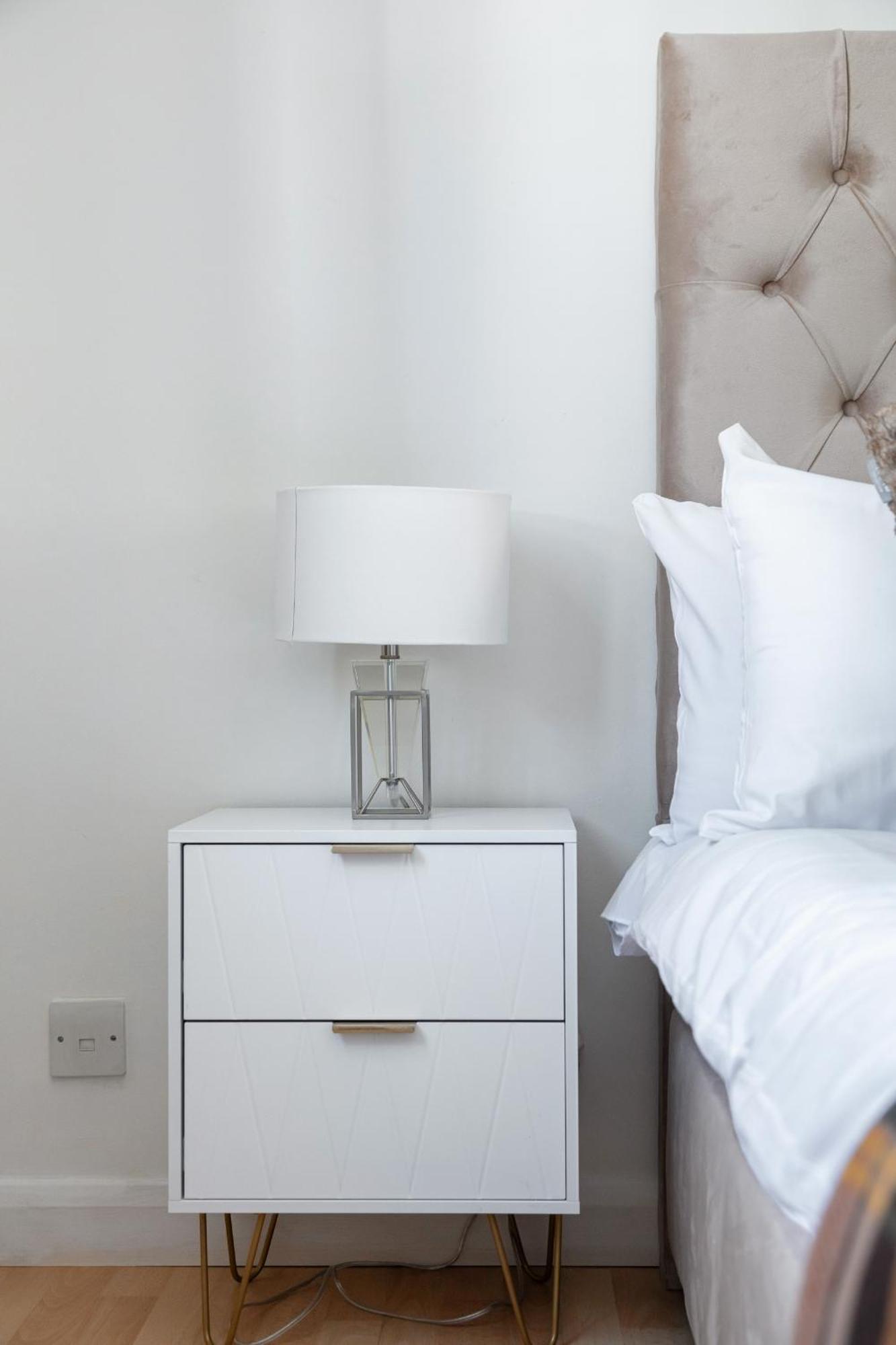 Ferienhaus - Cozy 3 Bed House On A Quiet Mews - *